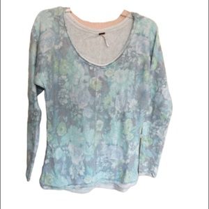 Free people sweater size M